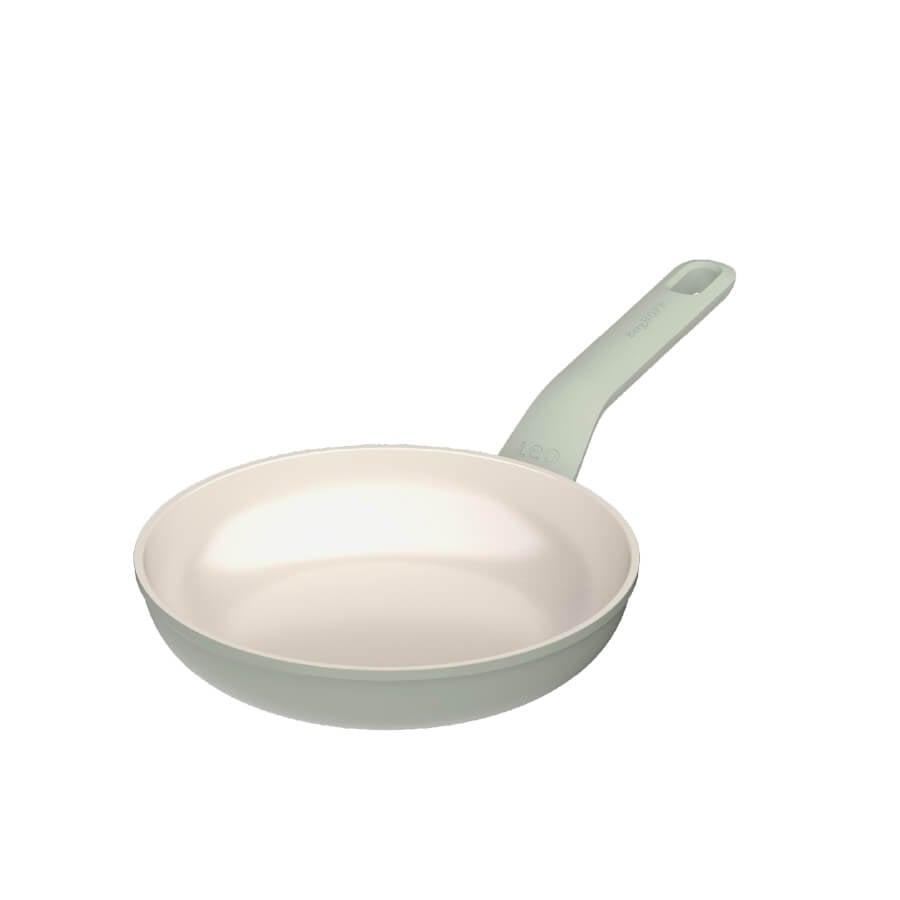 กระทะอะลูมิเนี่ยมเคลือบเซรามิค BergHOFF Non-stick 20cm Balance Sage 3950443